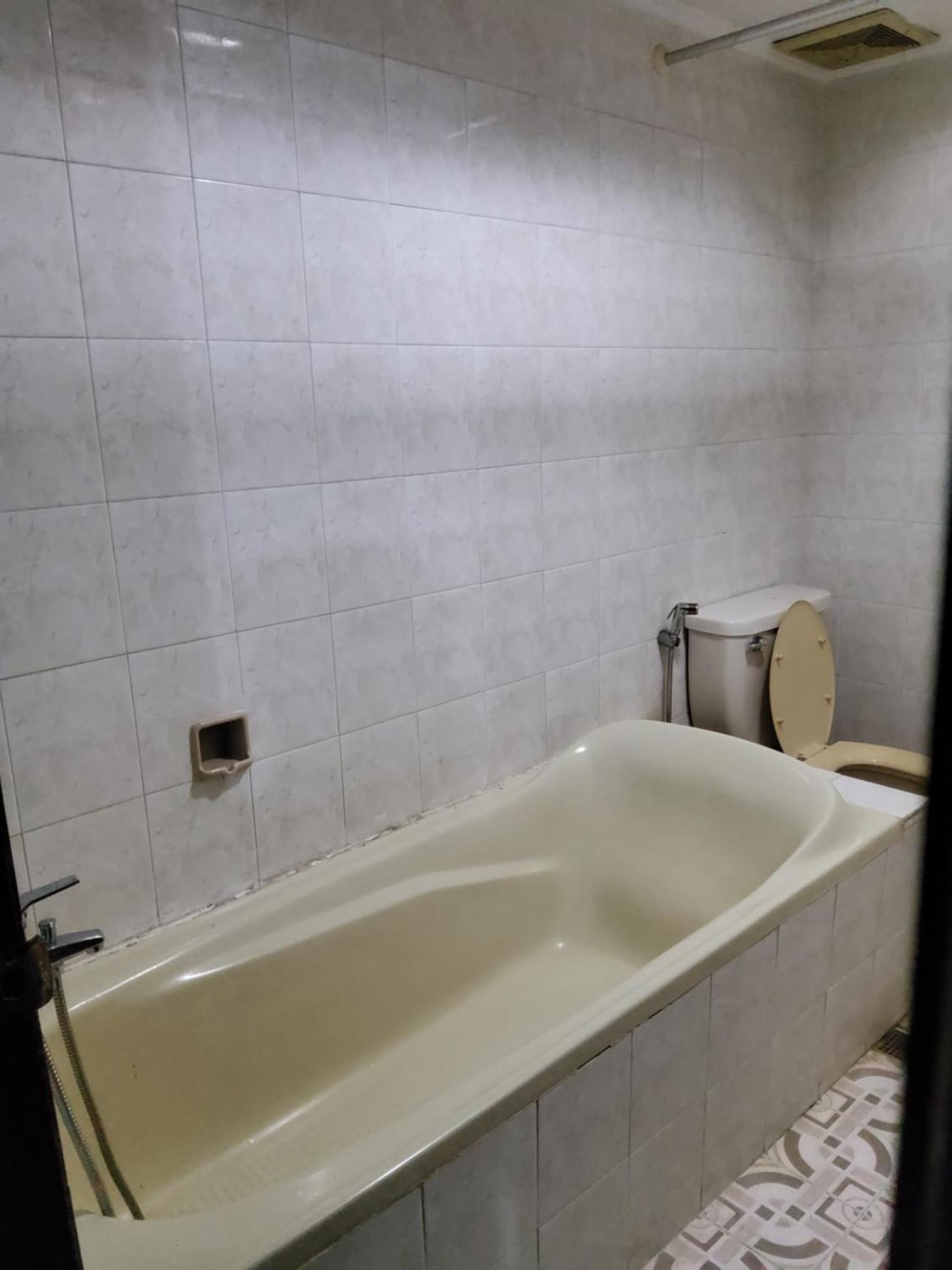 Hotel Kumala Samudra Cikakak Buitenkant foto